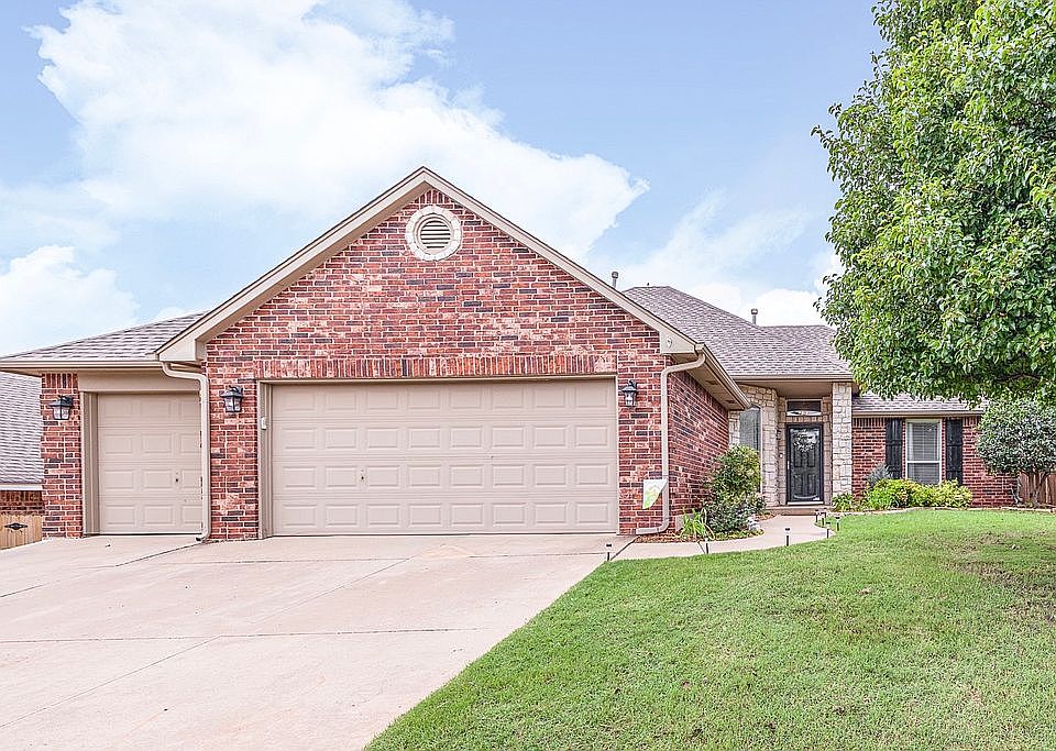 1st image of 16609 Canyonwood Ln