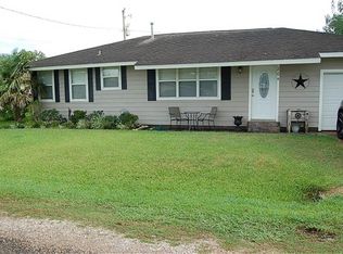 204 Turek St, El Campo, TX 77437