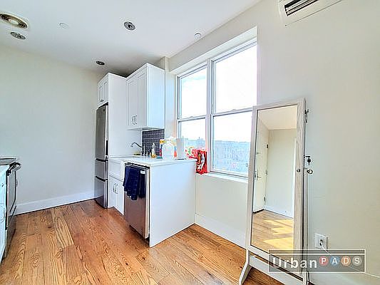 5th image of 1083 Rogers Ave #5A