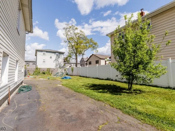 627 Van Buren Ave, Linden City, NJ 07036