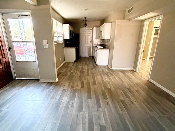 3rd image of 2234 FIRESTONE Road