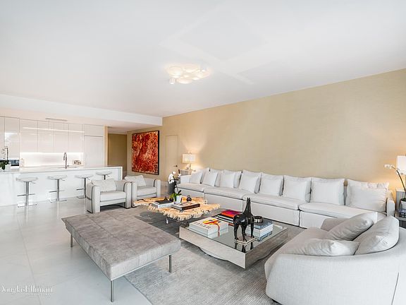 2nd image of 801 S Pointe Dr #201