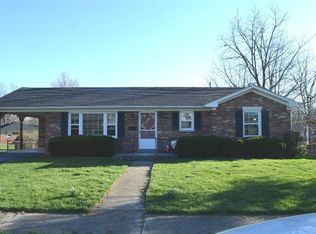 612 Greenwood Dr, Harrodsburg, KY 40330
