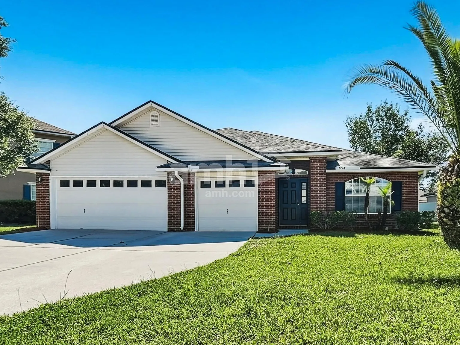 4 bed, 3.0 bath, 2413 sqft, $2,305 — Photo 1