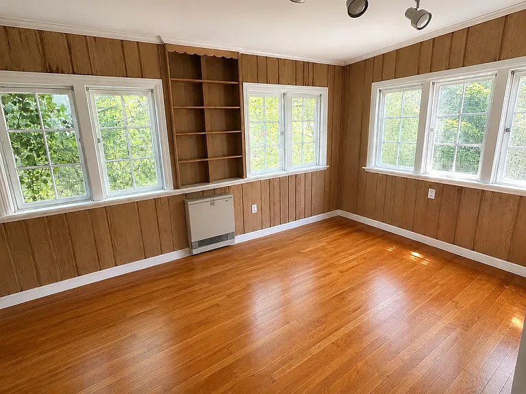 528 Glenwood Ave SE — Photo 13
