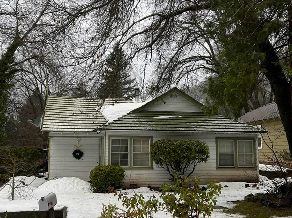 4429 Gleaves Ave, Dunsmuir, CA 96025