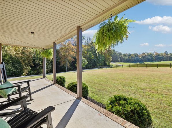 4255 McFall Rd, Cumberland City, TN 37050
