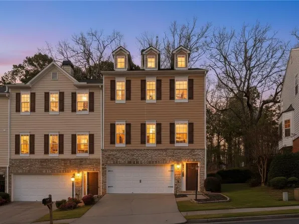 460 Eagle Tiff Dr, Sugar Hill, GA 30518