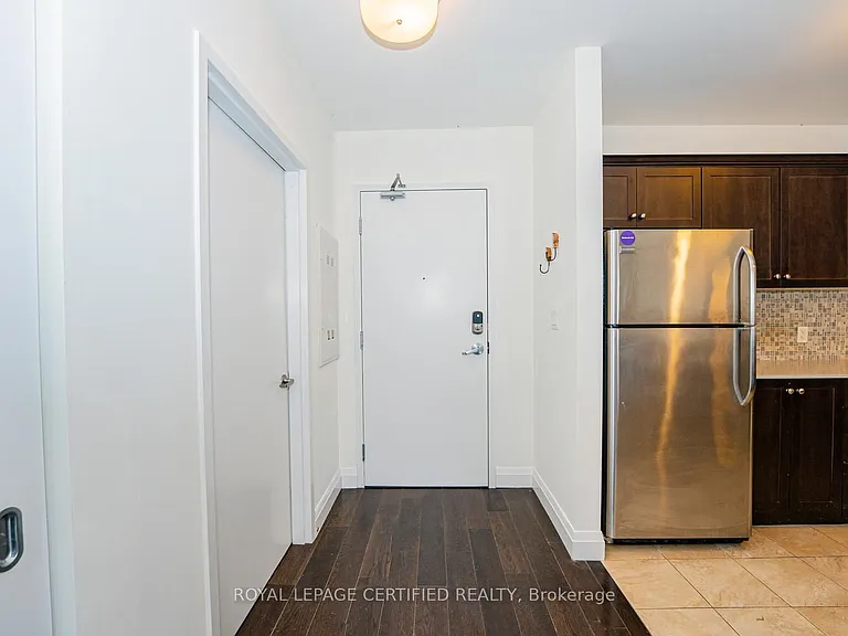 26 Wellington St #205 — Photo 13