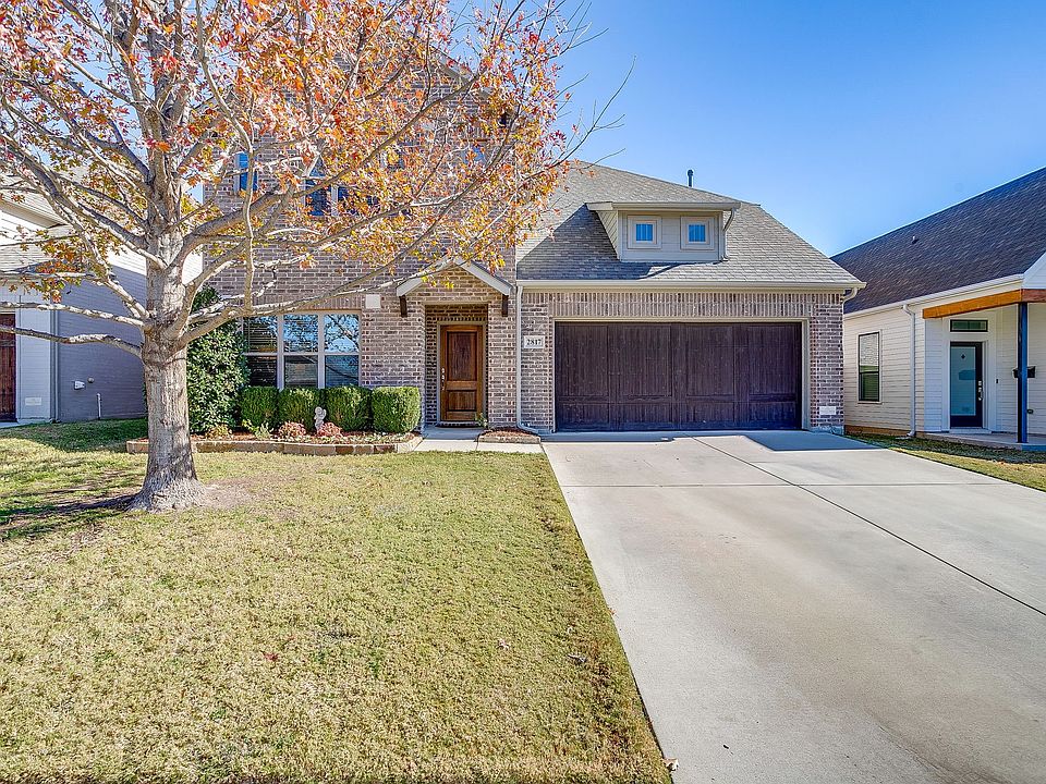 1st image of 2817 Townsend Dr
