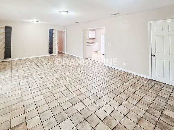5th image of 4620 Harvey Ave