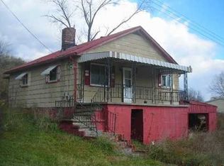 32 Francis Rd, Burgettstown, PA 15021