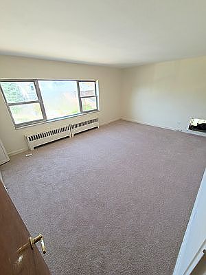 2nd image of 3334 Campbell Dr #2