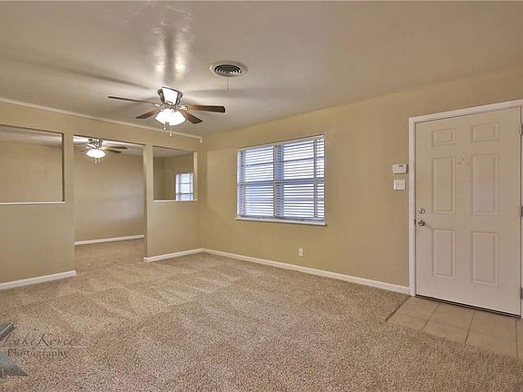 4th image of 2658 Mimosa Dr
