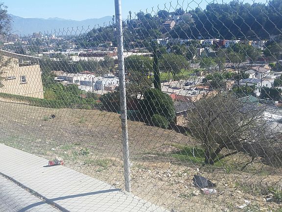 2nd image of 1210 N Bonnie Beach Pl