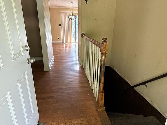 5th image of 3805 Hickory Valley Rd