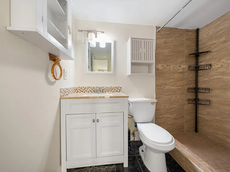 5820 N Church Ave #135 — Photo 6