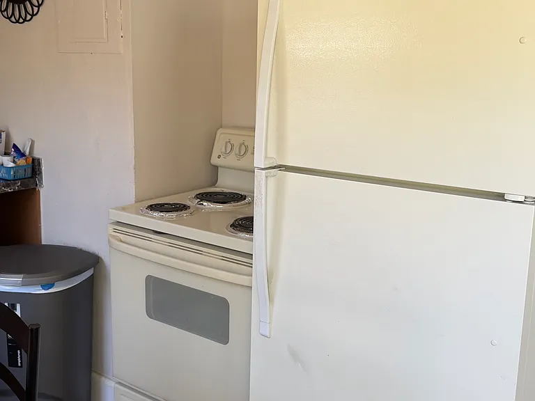 731 SW 4th Ct #2 — Photo 18