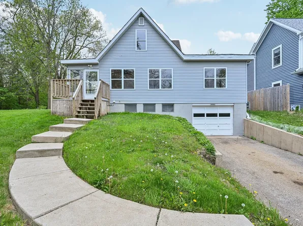 28549 W High Rd, Ingleside, IL 60041