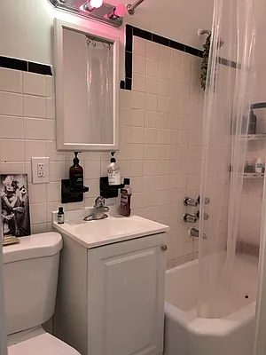 Rented by Oxford Property Group | media 22