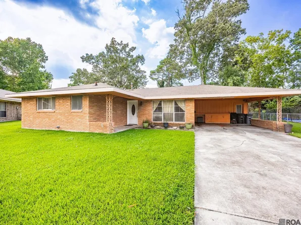 8221 Queenswood Ct, Baton Rouge, LA 70806