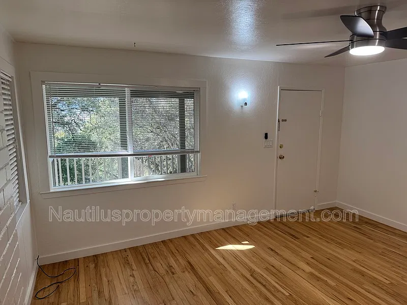 2 bed, 1.0 bath, $2,575 — Photo 3