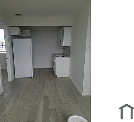 2783 Webster Ave #5A — Photo 2