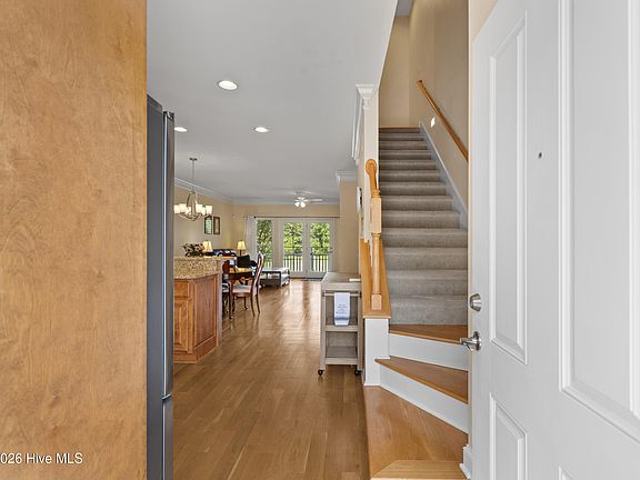 5th image of 607 River Ridge Road Unit 1