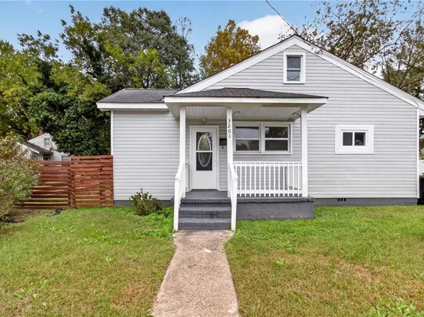 3201 Downes St, Portsmouth, VA 23704