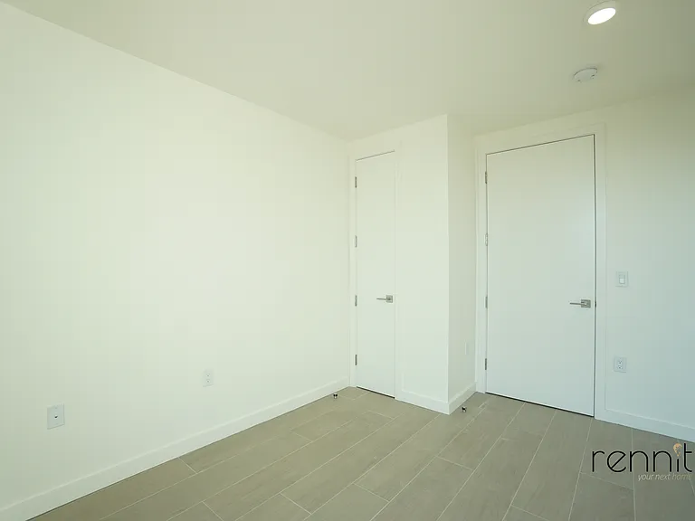 33 Little Nassau St #907 — Photo 14