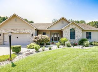 20858 Arcadia Dr, Bristol, IN 46507