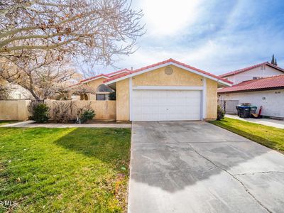 1844 Nessa Dr, Lancaster, CA, 93535