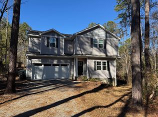 1185 Longleaf Dr NW, Pinehurst, NC 28374