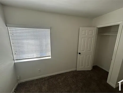 697 Stanley Ave — Photo 7