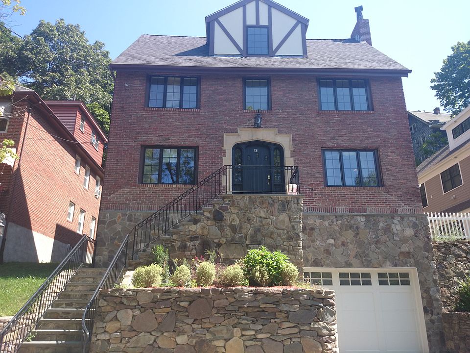 1st image of 81 Westbourne Ter #1