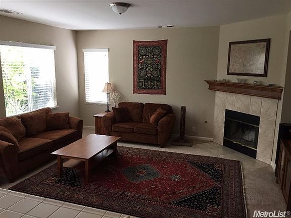 5th image of 2216 Woodbury Dr