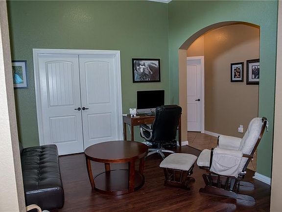 3rd image of 8101 Holly Hock Dr