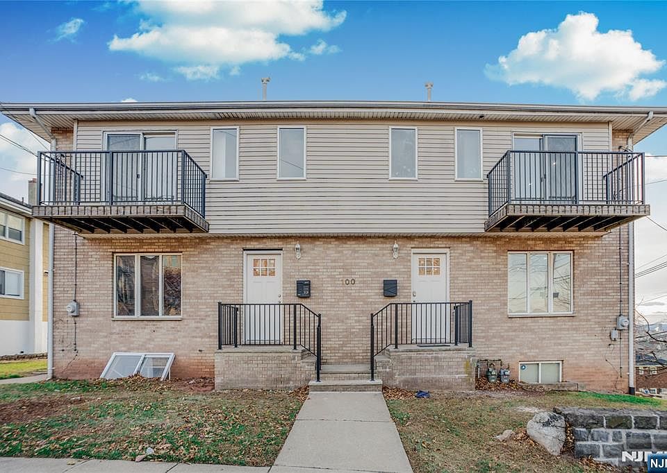 1st image of 100 E Harwood Ter