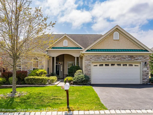 24 Passage Lane, Barnegat, NJ 08005