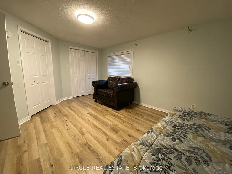 35 Fanshawe Dr — Photo 11