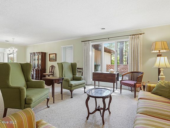 5th image of 644 Redwood Drive