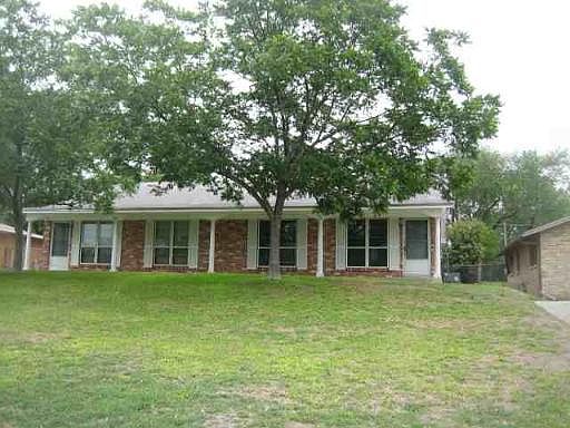 1st image of 200-202 BLOOMFIELD DR