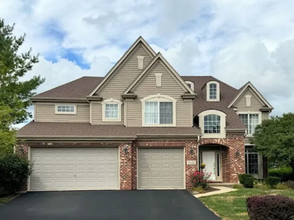 38W412 McQuire Pl, Geneva, IL 60134
