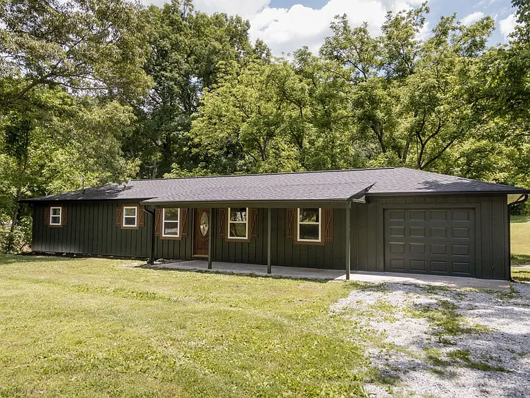 10716 Dallas Hollow Rd — Photo 16