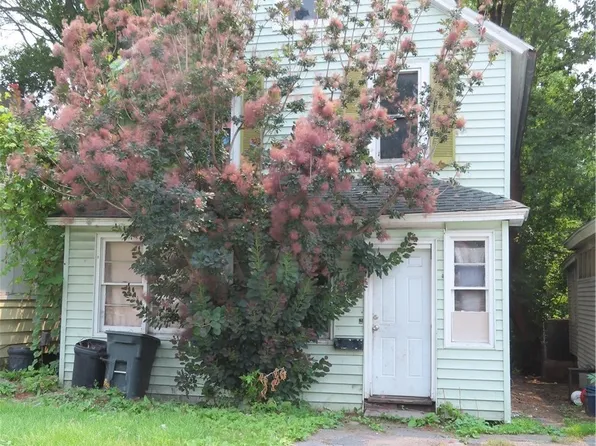 2407 Lodi St, Syracuse, NY 13208