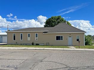 304 E Franklin St, Dillon, MT 59725