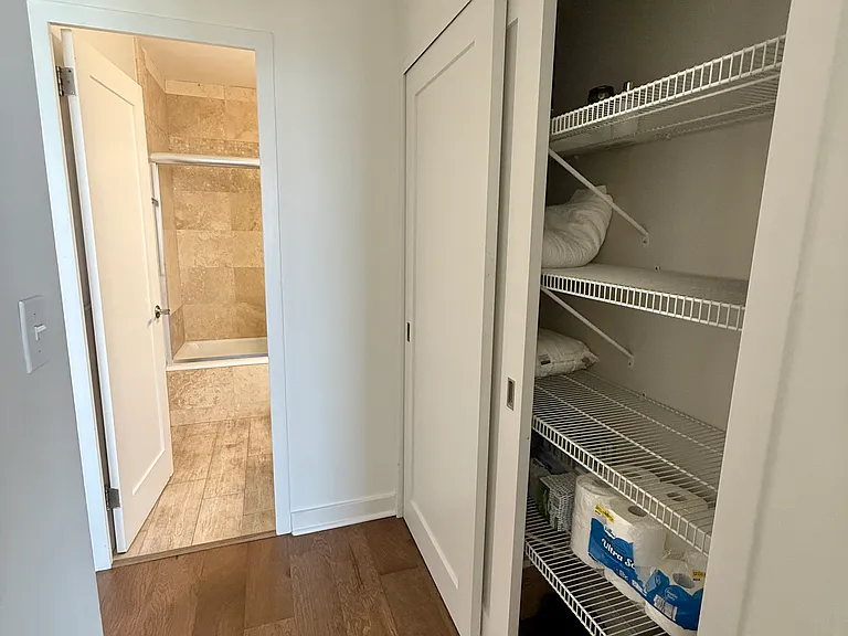1550 N Lake Shore Dr #28C — Photo 2