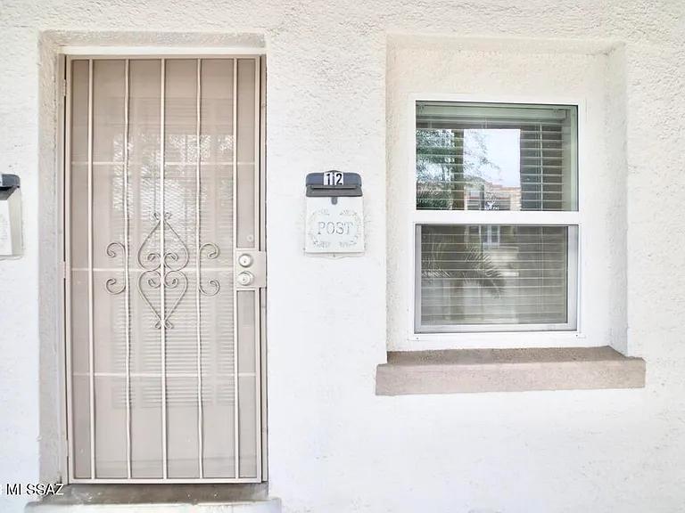 12 E University Blvd #12 — Photo 19