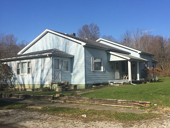 2nd image of 205 W Washington St