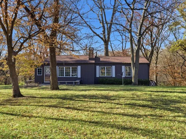 20898 Bouvier Ln, Council Bluffs, IA 51503